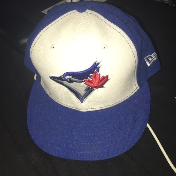 To small never worn - Picture 1 of 2